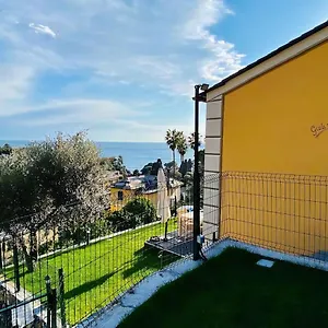 https://agriturismo-le-pale-2.hotelitalianriviera.com