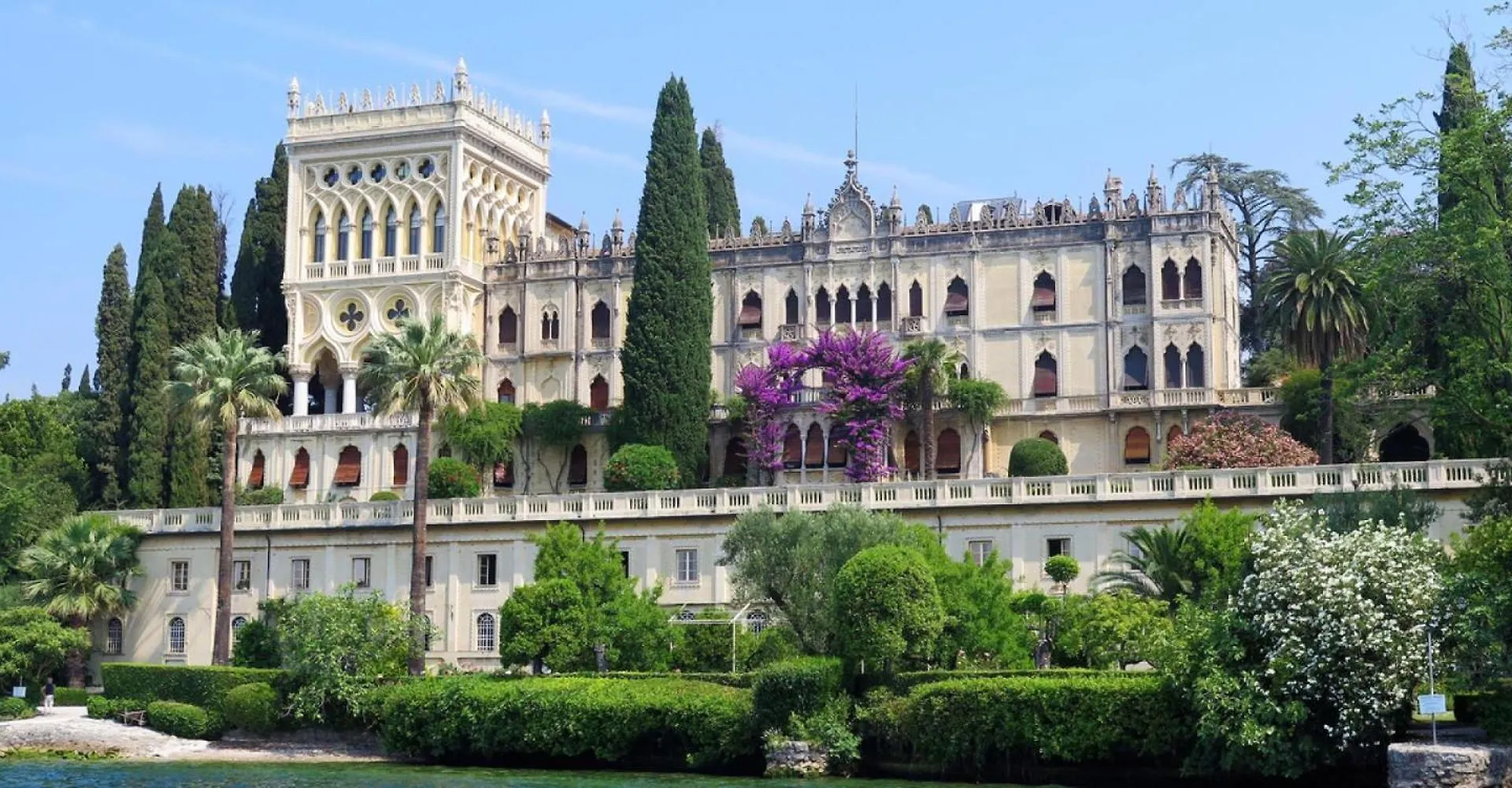 Absentia 1763 Garda Boutique Home - Lake Front Brenzone sul Garda Italien