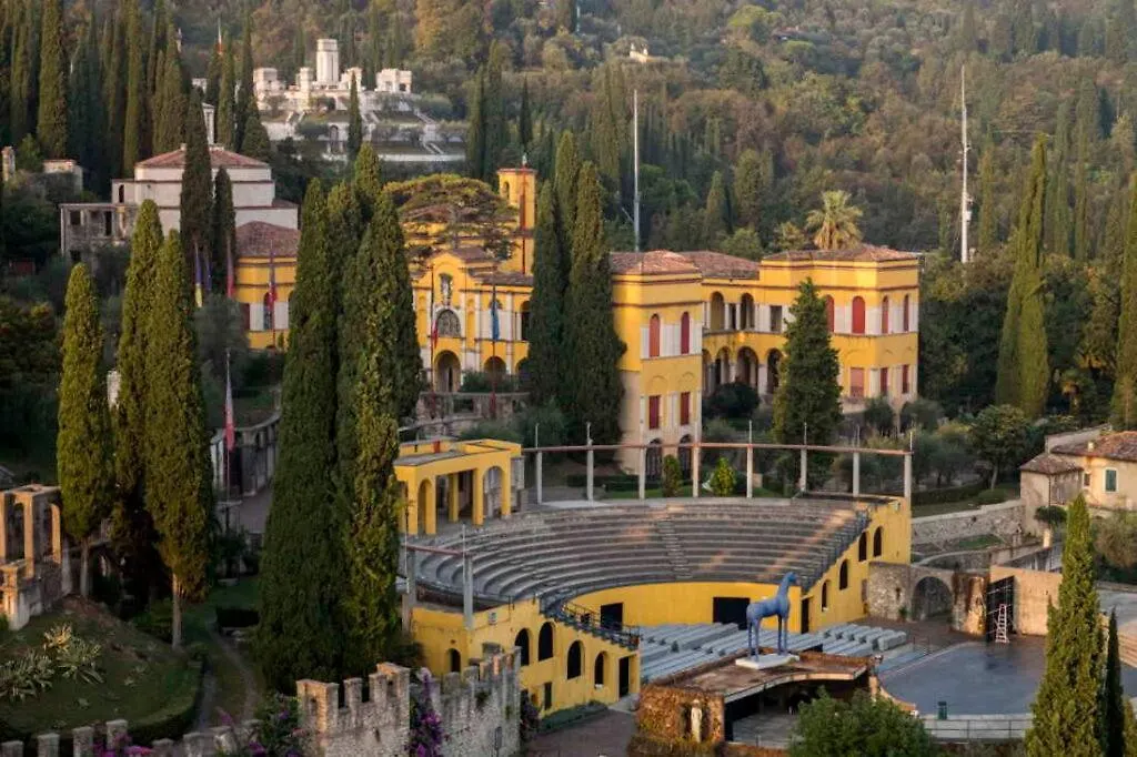 Absentia 1763 Garda Boutique Home - Lake Front Brenzone sul Garda 0*,