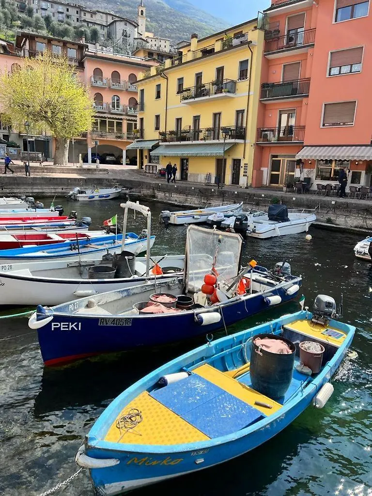 Apartment Absentia 1763 Garda Boutique Home - Lake Front Brenzone sul Garda