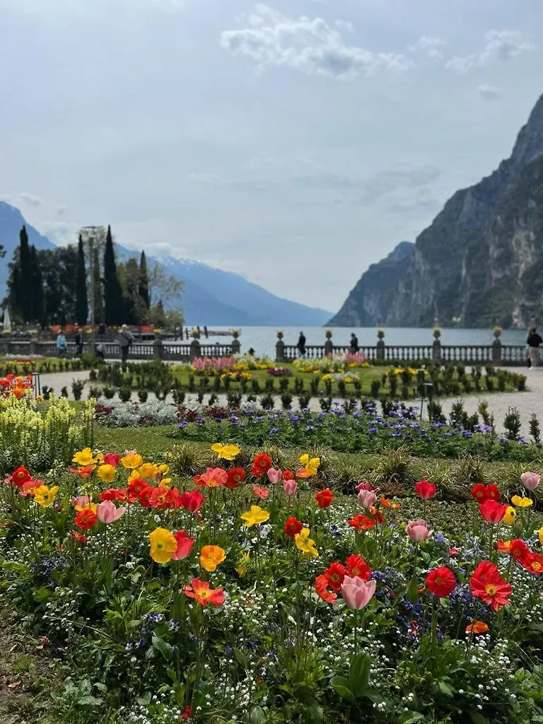 Absentia 1763 Garda Boutique Home - Lake Front Brenzone sul Garda 0*,  Italien