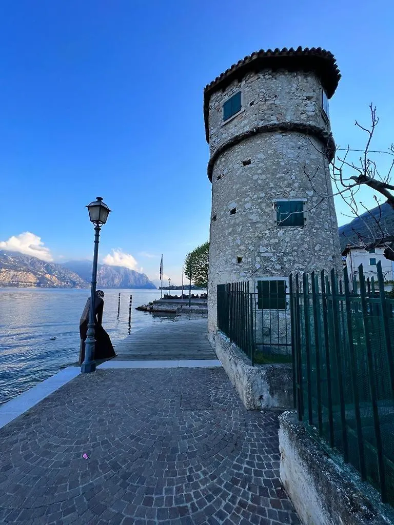 Apartmán Absentia 1763 Garda Boutique Home - Lake Front Brenzone sul Garda Itálie