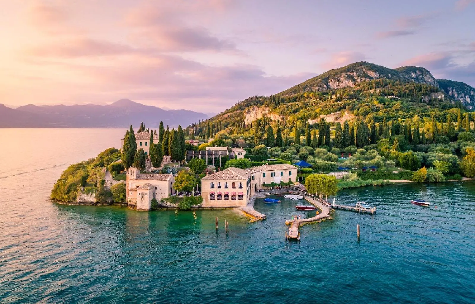 Apartment Absentia 1763 Garda Boutique Home - Lake Front Brenzone sul Garda